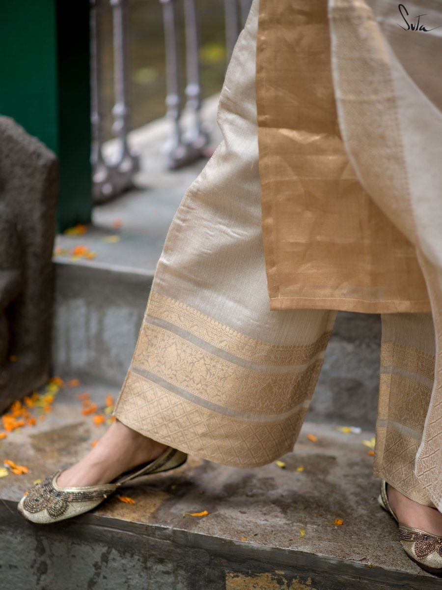 Mandaram (Kurta Set) - suta
