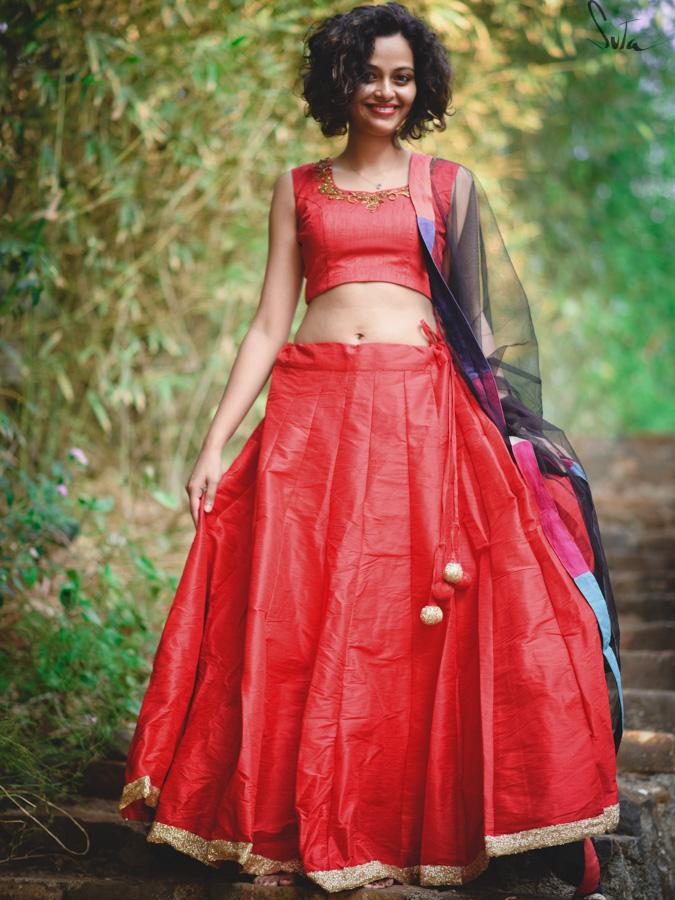 Ravishing Red Raw Silk Skirt - suta.in