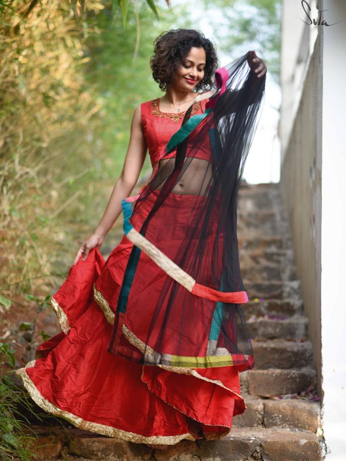 Ravishing Red Raw Silk Skirt - suta.in