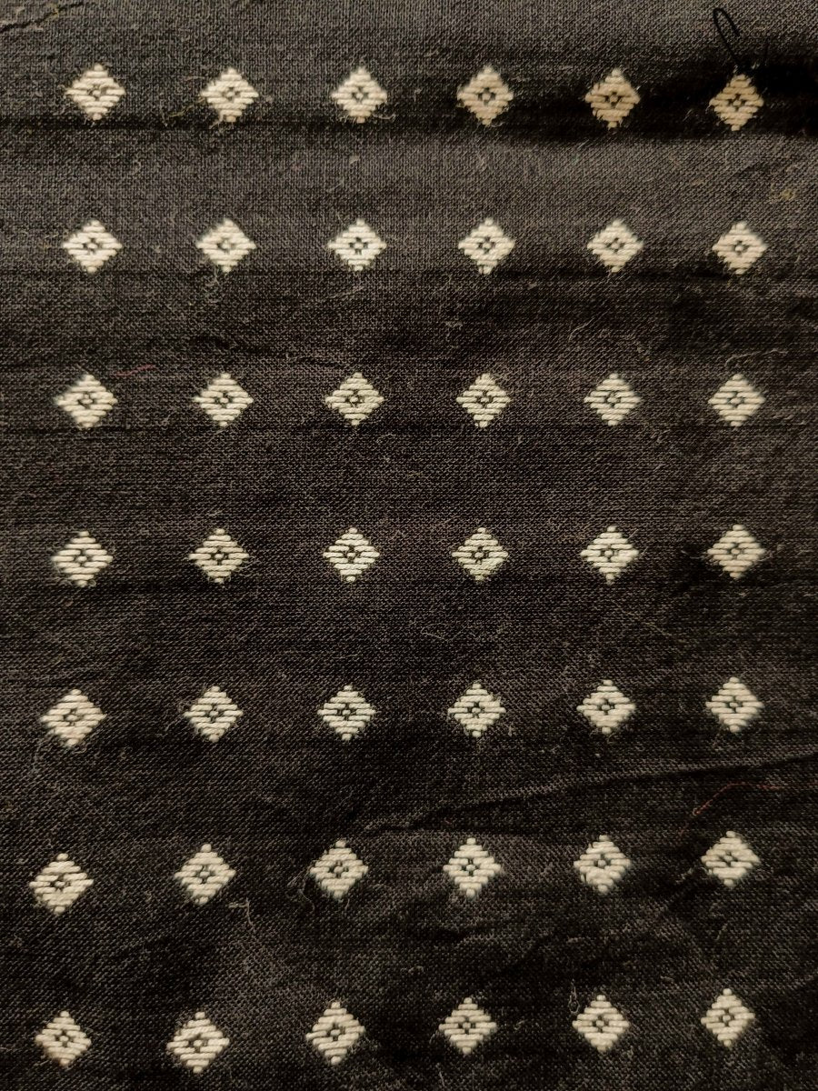 Charcoal Dimples - suta