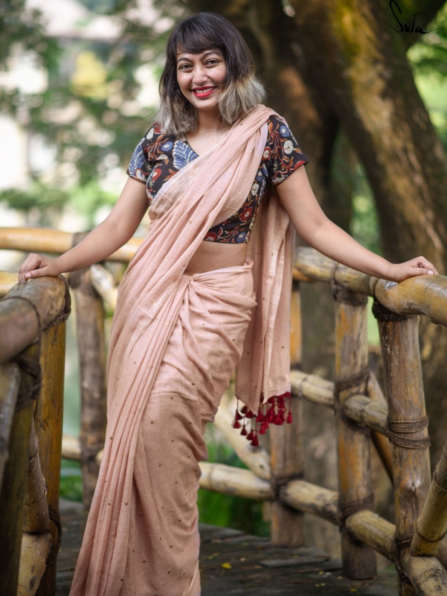 Saree by brand Suta. Contact https://www.instagram.com/suta_bombay/ |  Modern saree, Fancy sarees party wear, Saree blouse designs latest