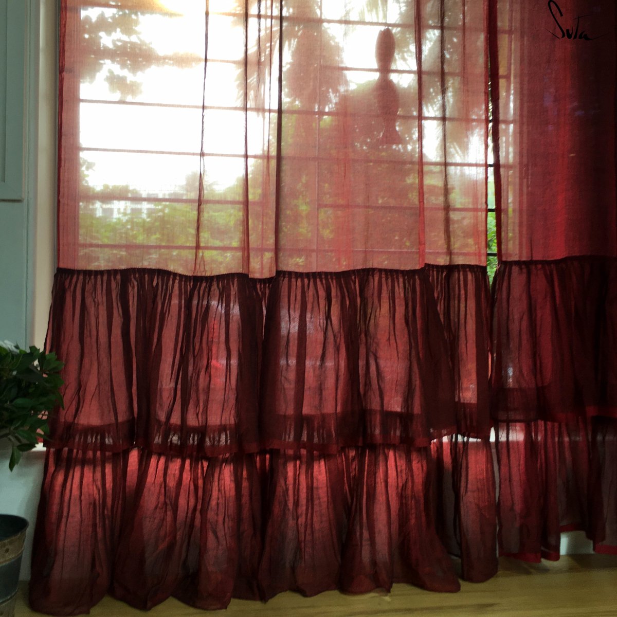 I Dream Of Plums (Curtain) - suta.in