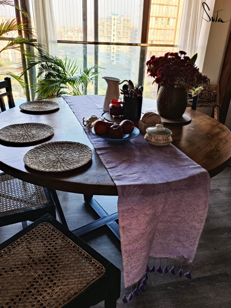 Lavender Berry crumbles (Table Runner) - suta