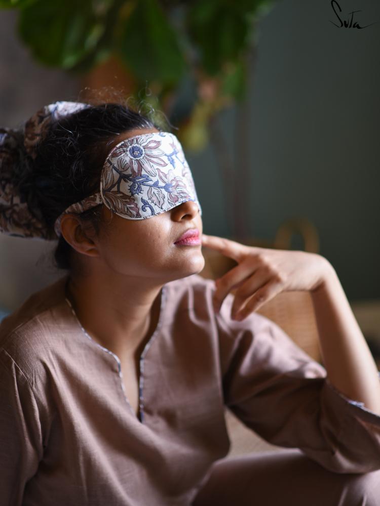 Lucid Dreaming (Eye Mask) suta