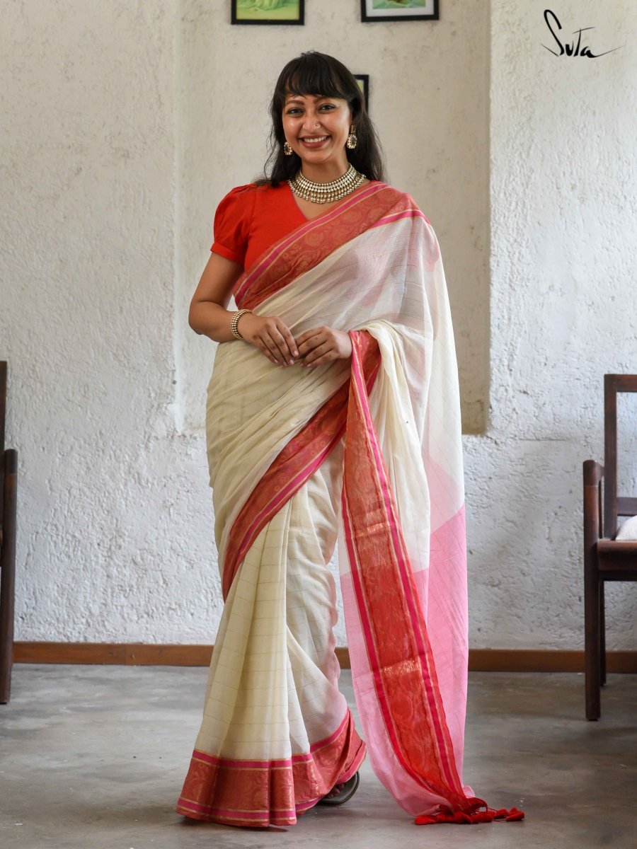 Garad Kanjivaram pure Silk white colour with red border handloom saree with  attached blouse piece : Amazon.in: Fashion