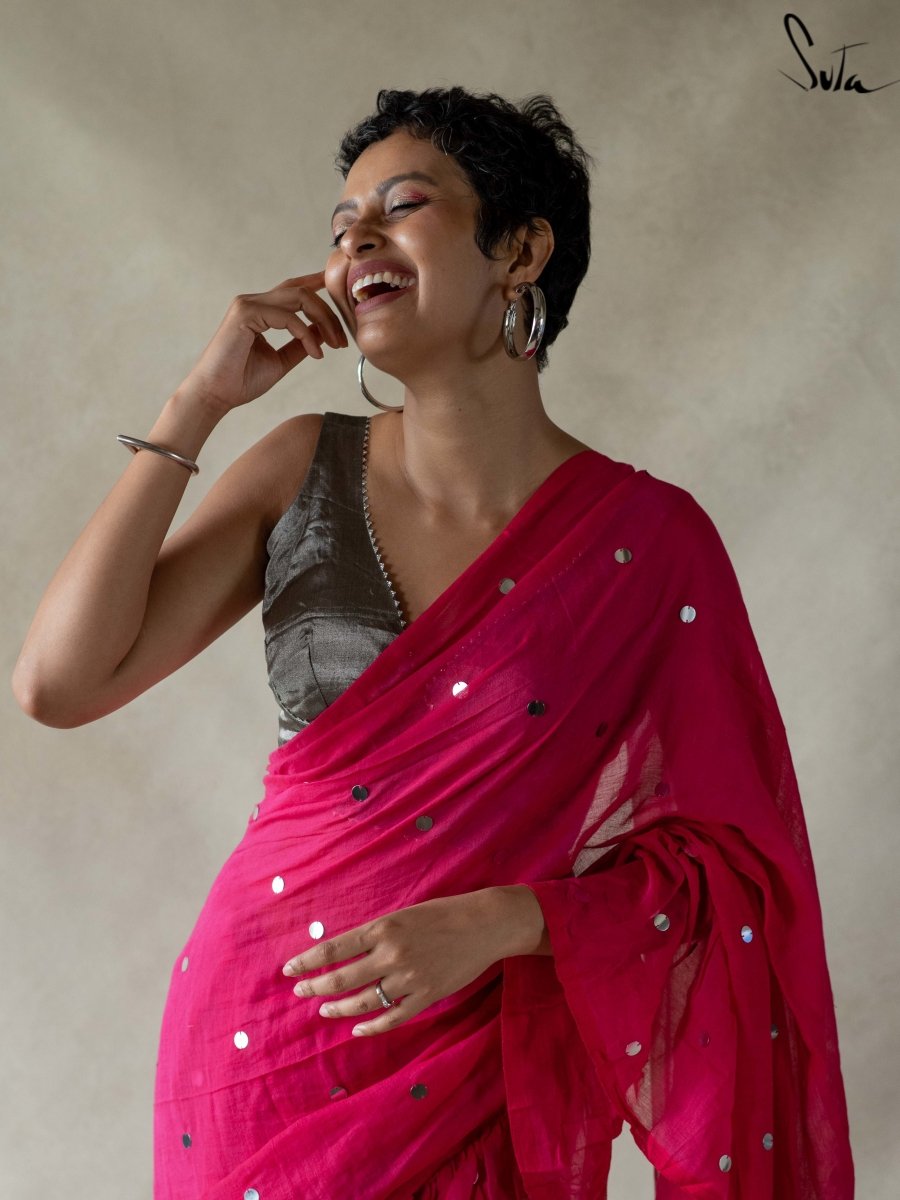 Style Saree With A Sleeveless Black Blouse - Threads