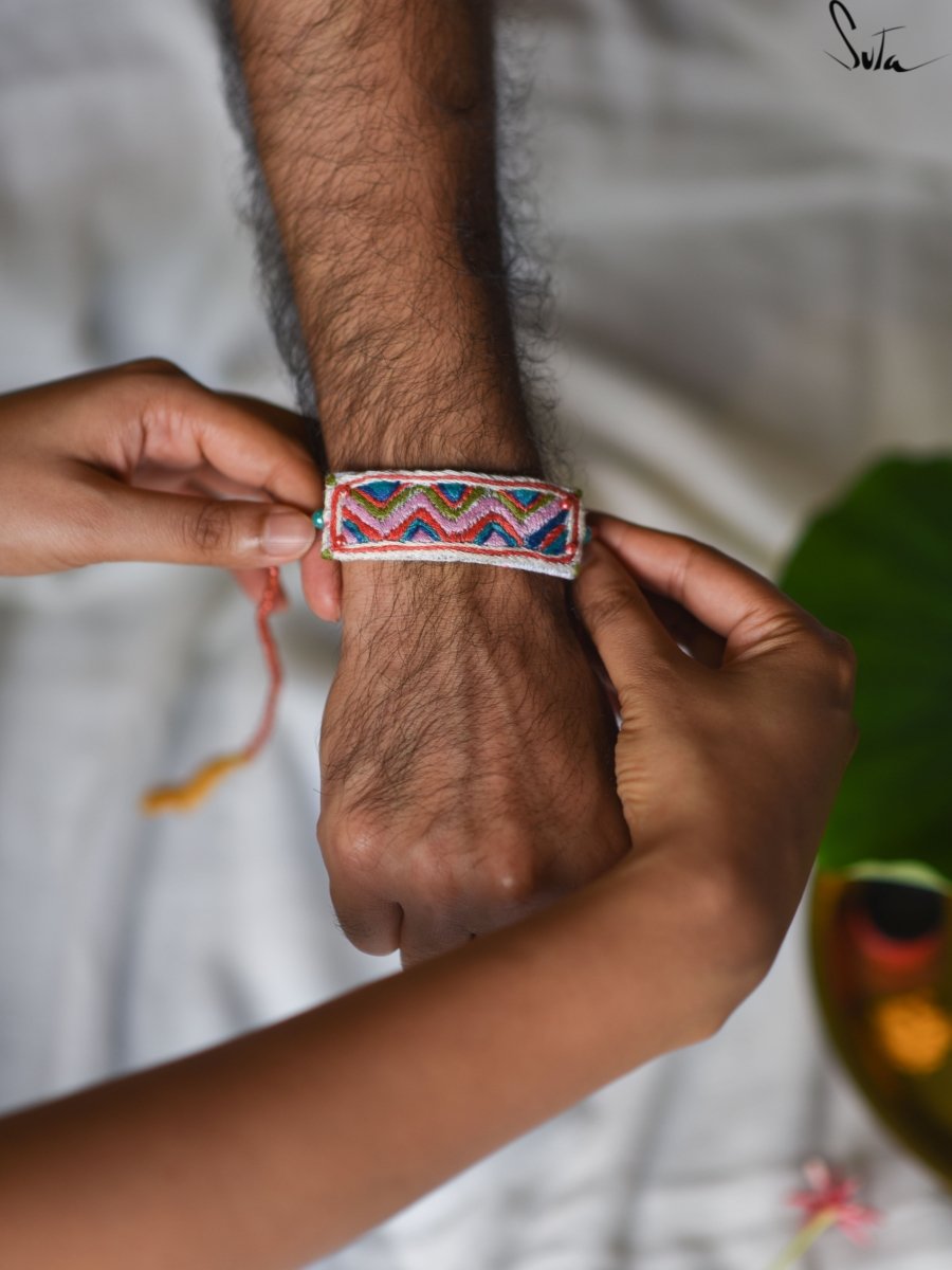 Rang Ki Rangeen Yaadein (Rakhi) - suta.in