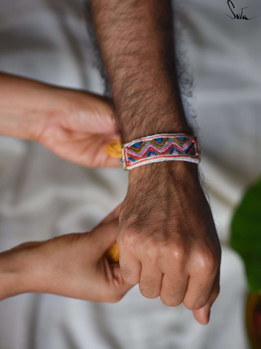 Rang Ki Rangeen Yaadein (Rakhi) - suta.in