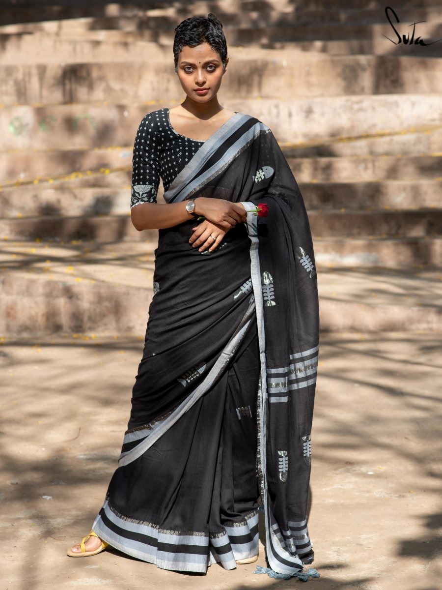 Beautiful Black Saree With Golden Blouse for the Perfect Combination