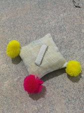Sassy (Brooch) - suta.in