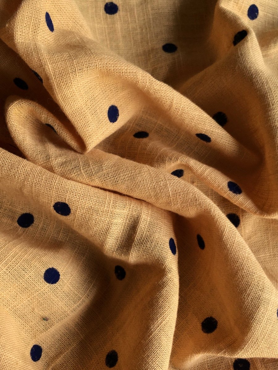 Teeny weeny dots (Fabric) - suta.in
