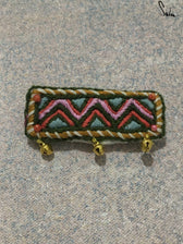 Trikon sa (Brooch) - suta.in
